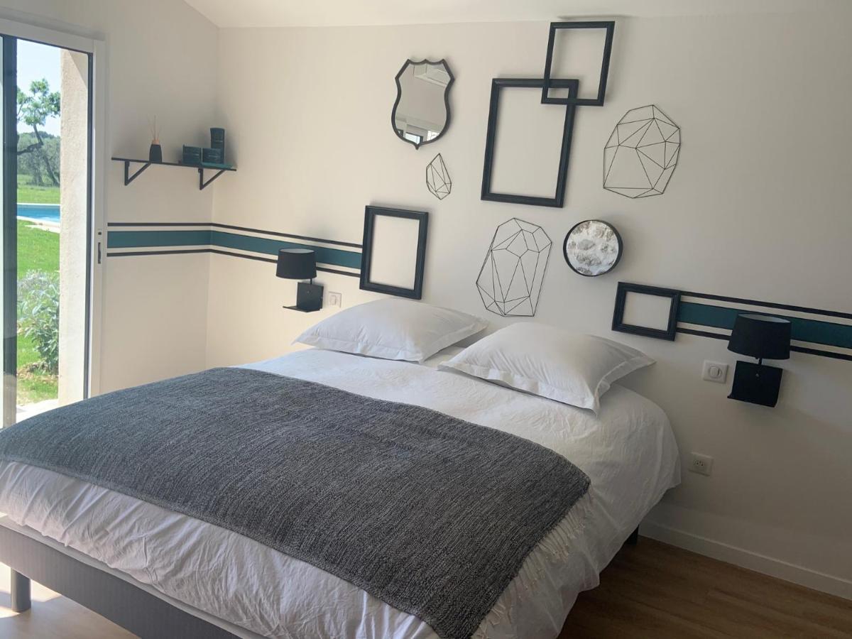 La Bergerie De Cigalon Bed and Breakfast Mouries Esterno foto
