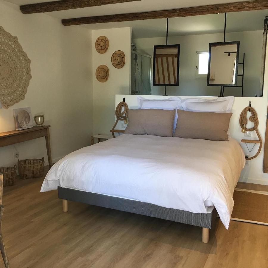 La Bergerie De Cigalon Bed and Breakfast Mouries Esterno foto